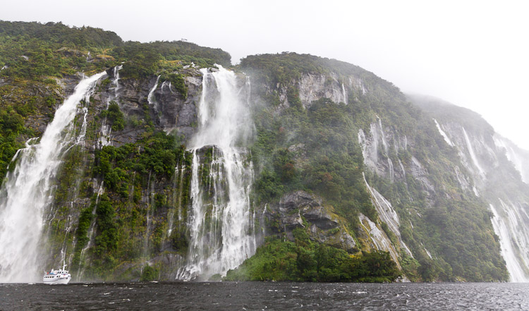 Waterfall boat 2, Doubtful Sound 2010