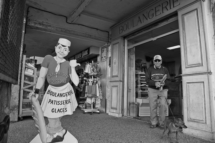 Morning Baguette, Moustiers 2010