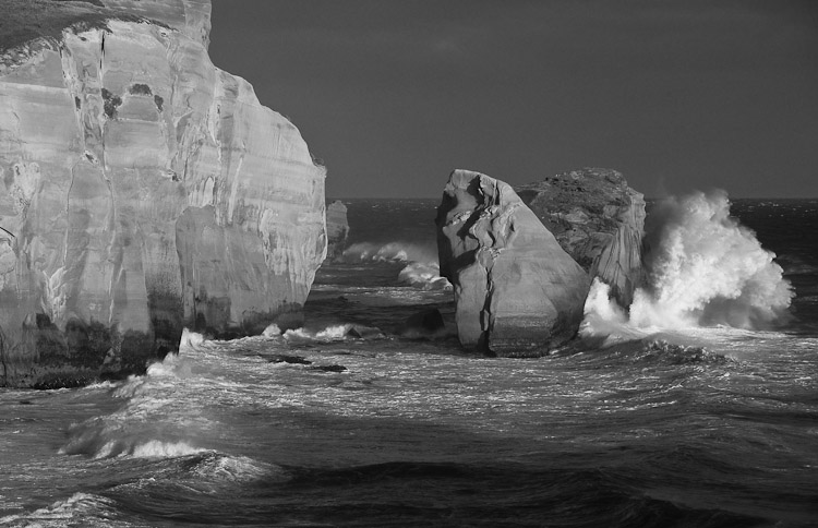 Storm, Tunnel Beach Dunedin 2009